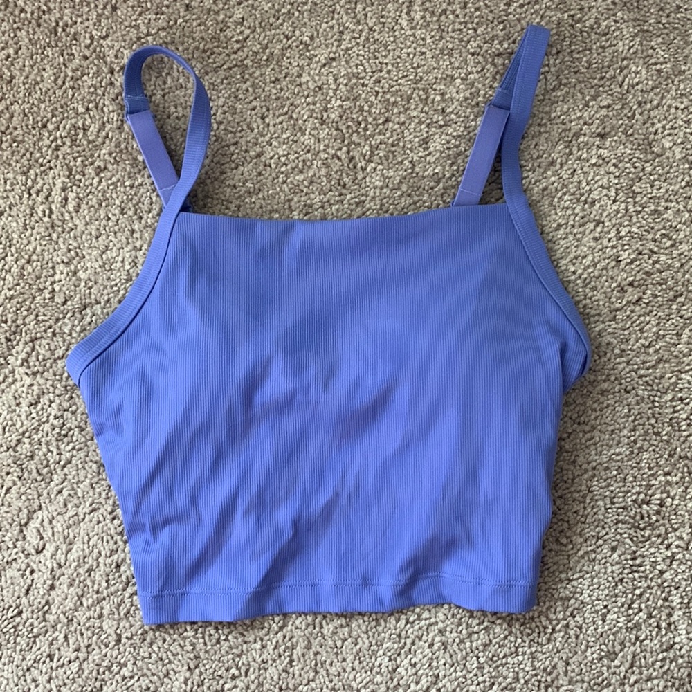 A sports braw/crop top